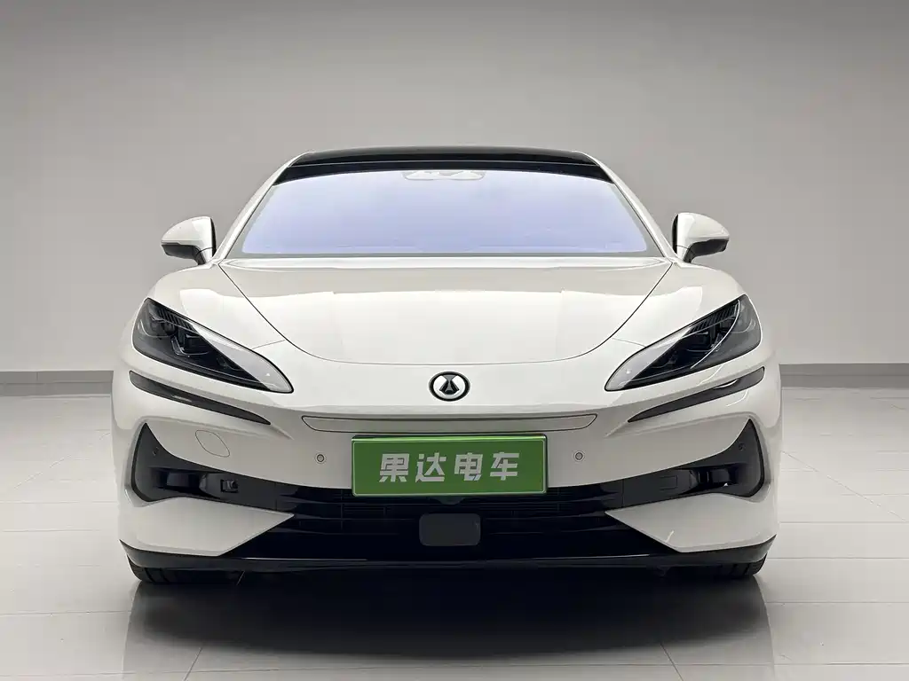 Denza Z9 2024 1100km four-wheel drive Ultra version купить на сайте DeffCars