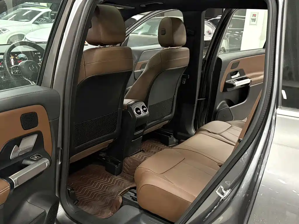 Mercedes-Benz GLB 2020 facelift GLB 200 dynamic купить на сайте DeffCars