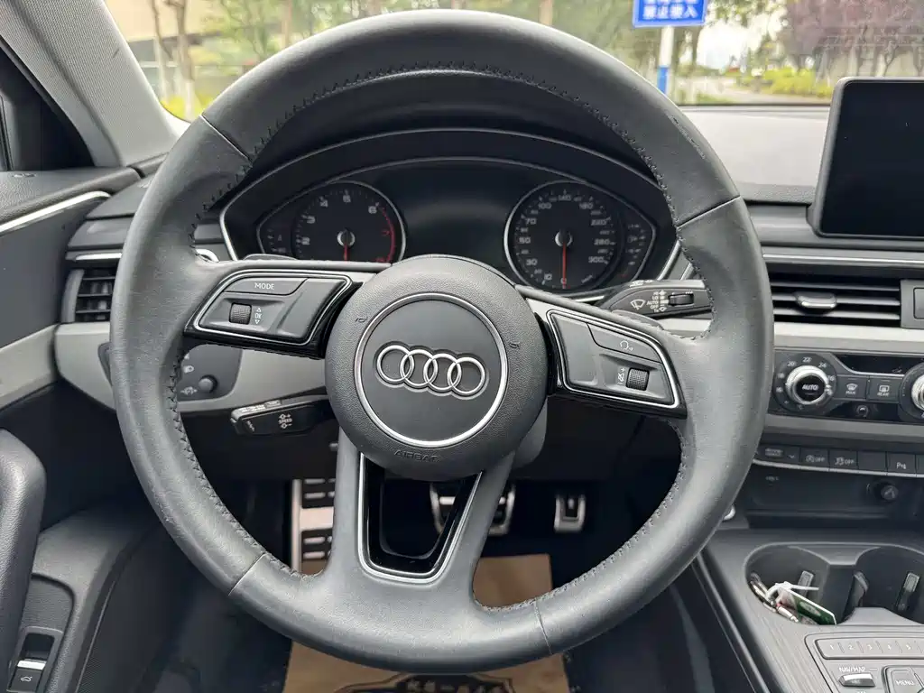 Audi A4L 2019 40 TFSI Enterprising National VI купить на сайте DeffCars