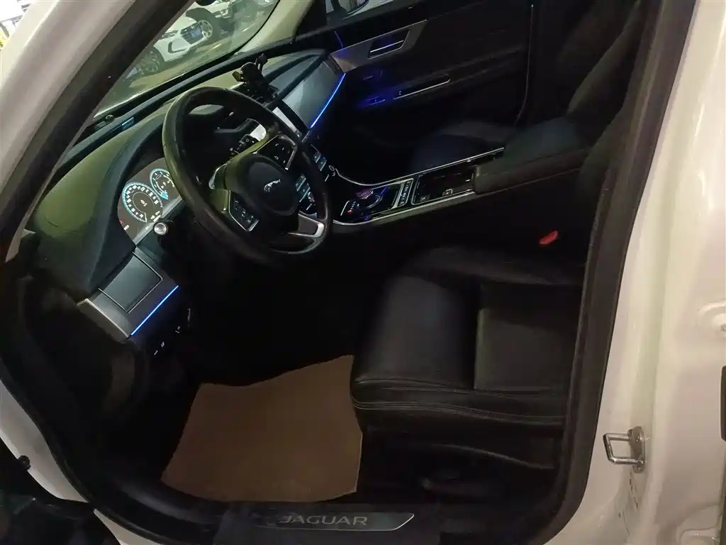 Jaguar XFL 2020 XFL 2.0T P200 2WD Elite Edition купить на сайте DeffCars