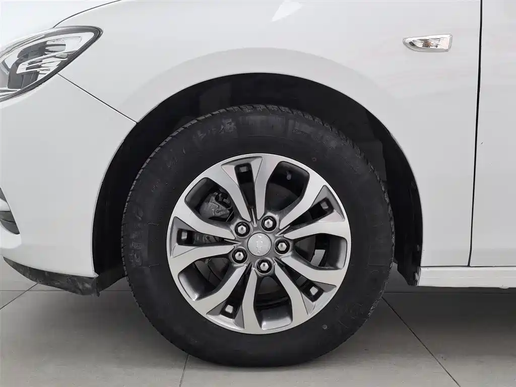Kovoz 2019 320 automatic sunroof version купить на сайте DeffCars