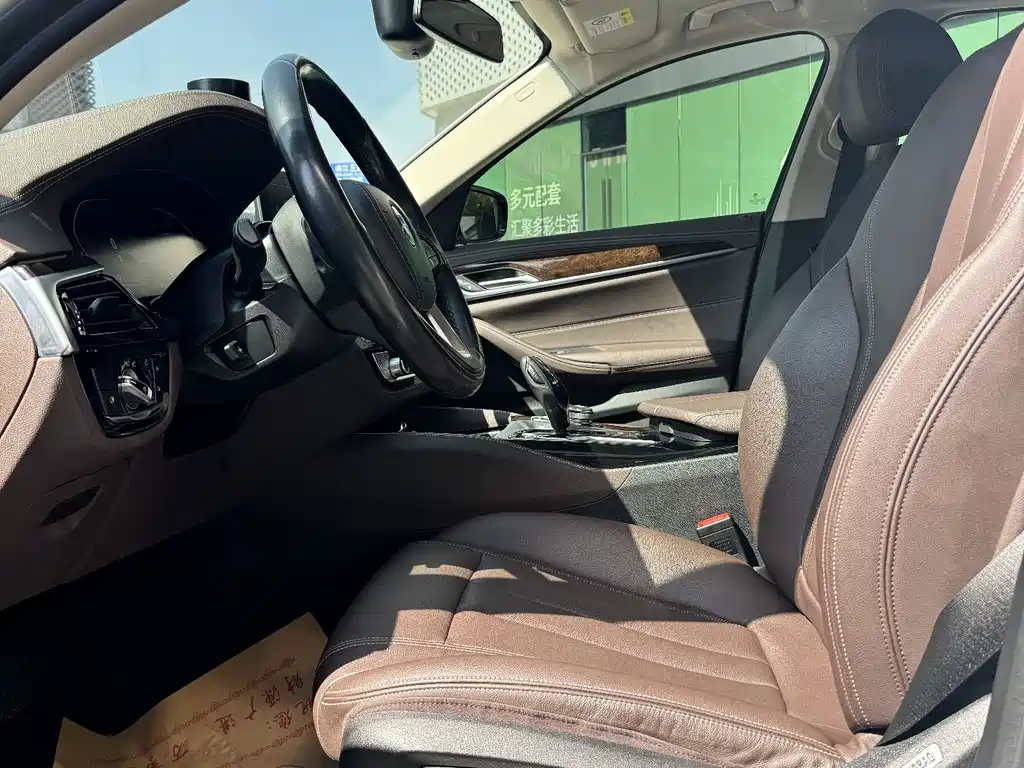 BMW 5 Series 2020 525Li Luxury Package купить на сайте DeffCars