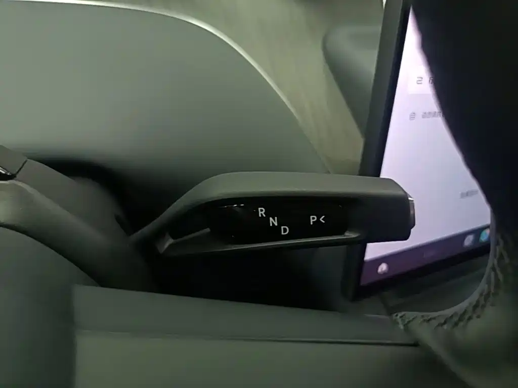 Xiaomi YU7 2025 Pro version купить на сайте DeffCars