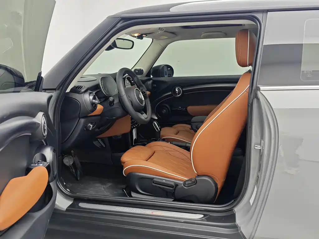 MINI 2022 2.0T COOPER S Artist купить на сайте DeffCars