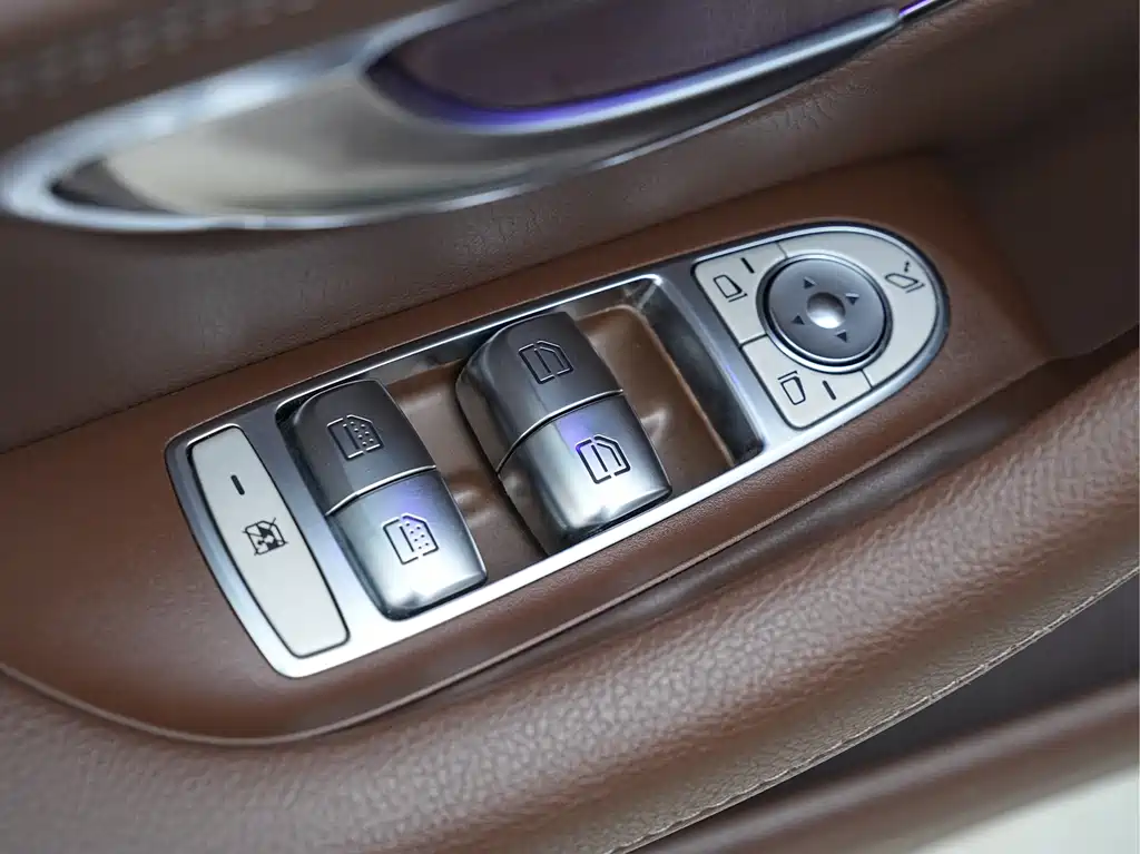 Mercedes-Benz E-Class 2020 E 300 L Luxury Model купить на сайте DeffCars