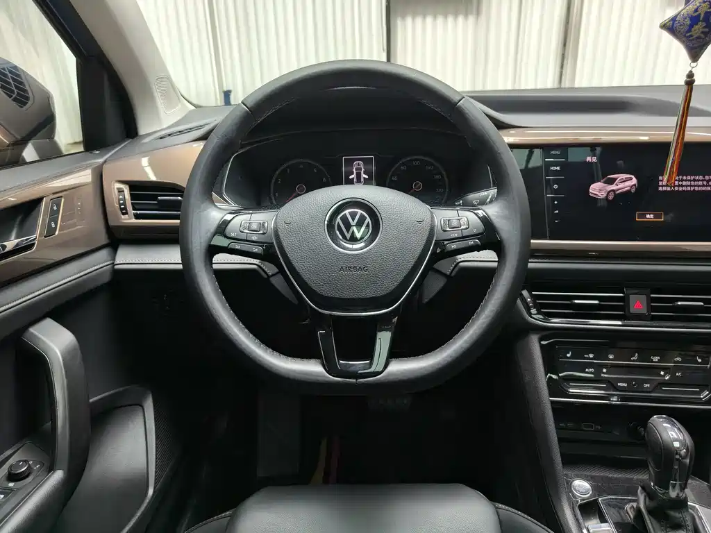 Tharu 2021 280TSI 2WD Deluxe Plus купить на сайте DeffCars
