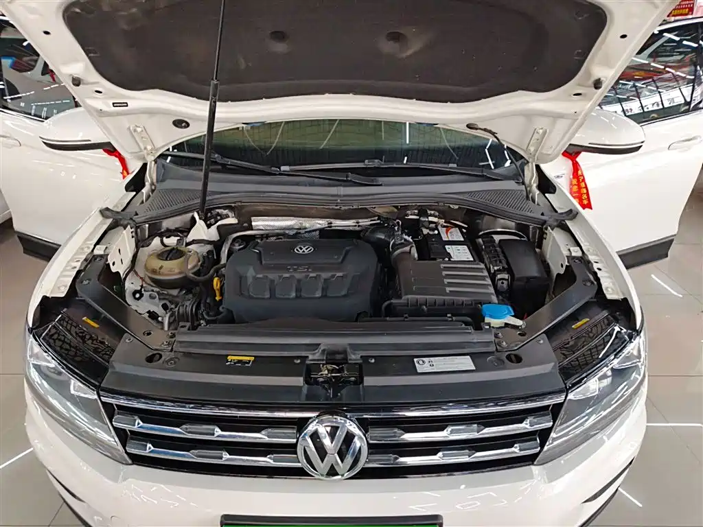 Tiguan L 2019 facelift 330TSI automatic two-wheel drive panoramic comfort version National VI купить на сайте DeffCars