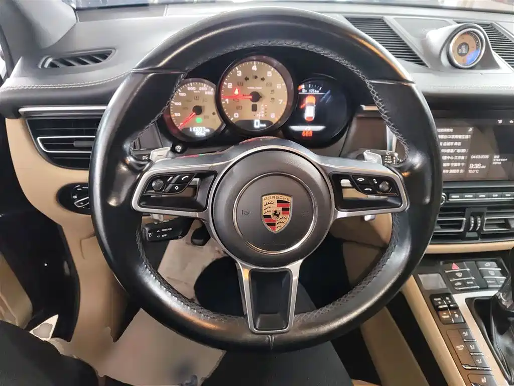 Macan 2018 Macan 2.0T купить на сайте DeffCars