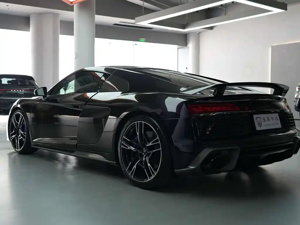 Audi R8 2022 V10 Coupe performance купить на сайте DeffCars