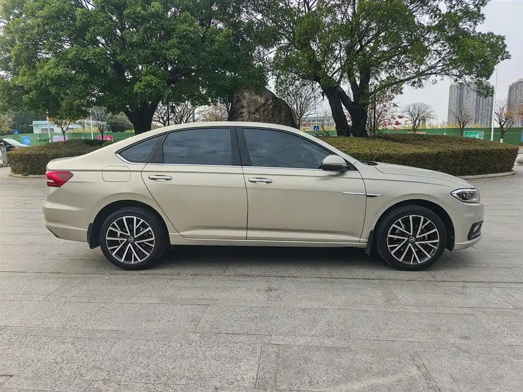 Lavida 2021 280TSI DSG Deluxe Edition купить на сайте DeffCars