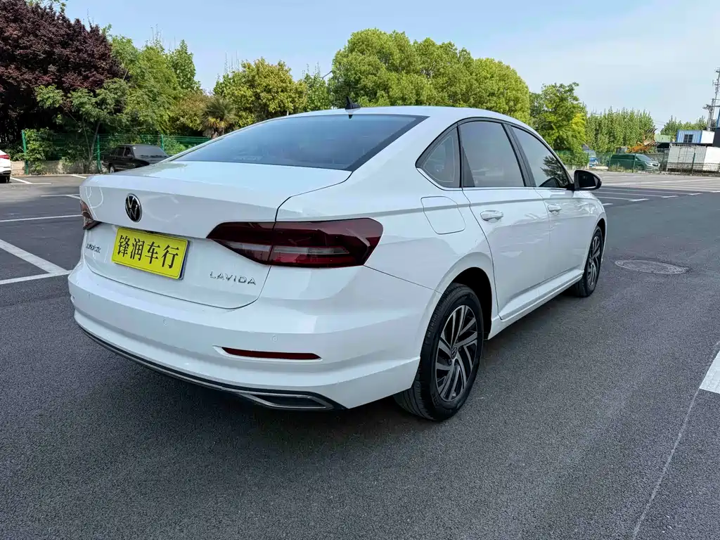Lavida 2022 1.5L automatic comfort version купить на сайте DeffCars