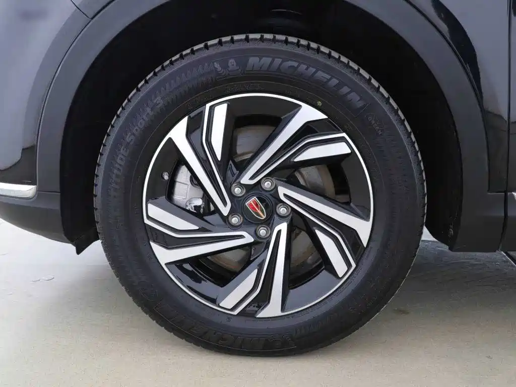 Hongqi HS5 2022 facelift 2.0T Zhilian Flagship Edition купить на сайте DeffCars
