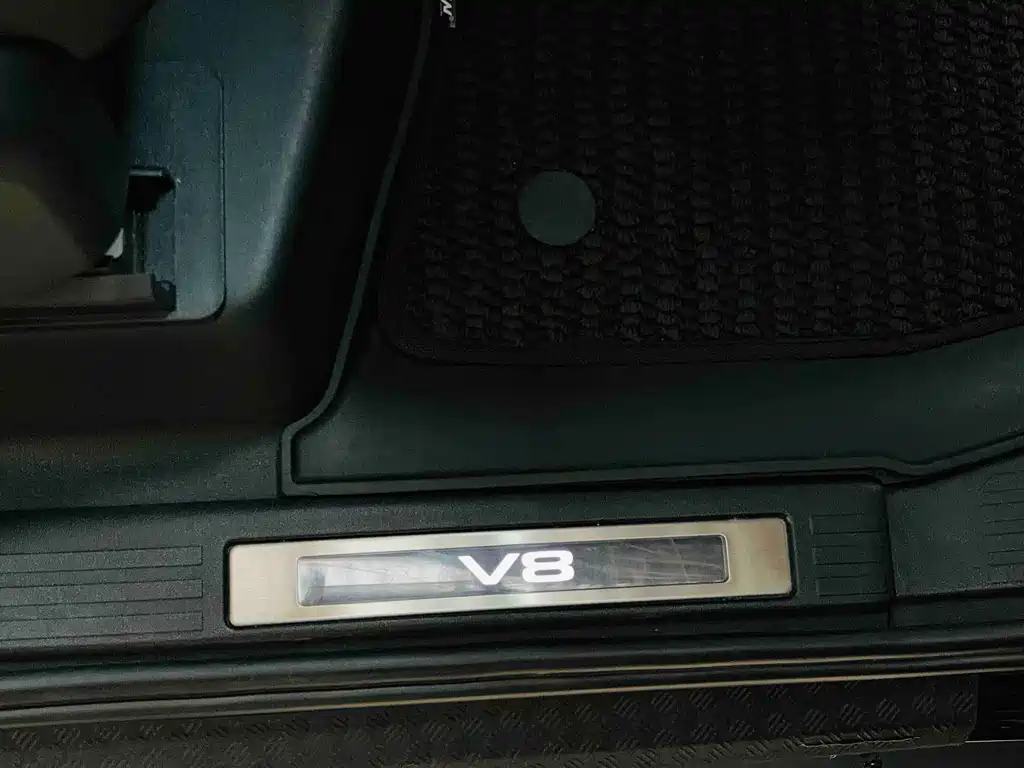 Land Rover Defender 2023 facelift 110 5.0T V8 купить на сайте DeffCars