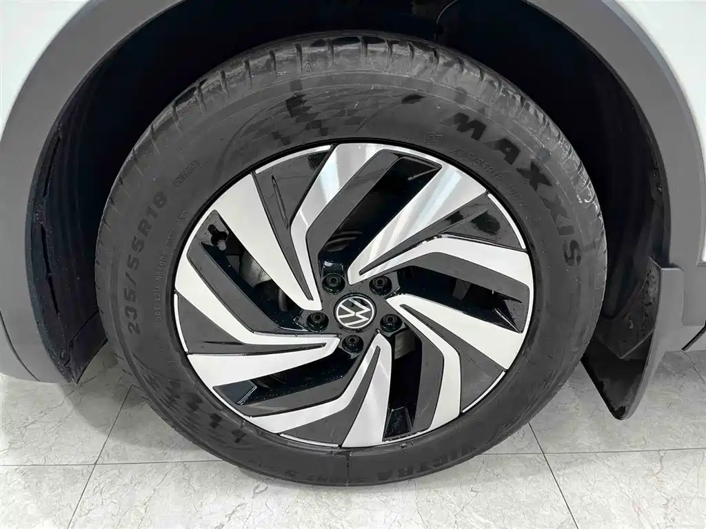 Tiguan L 2023 280TSI automatic two-wheel drive Chaochuang limited edition купить на сайте DeffCars
