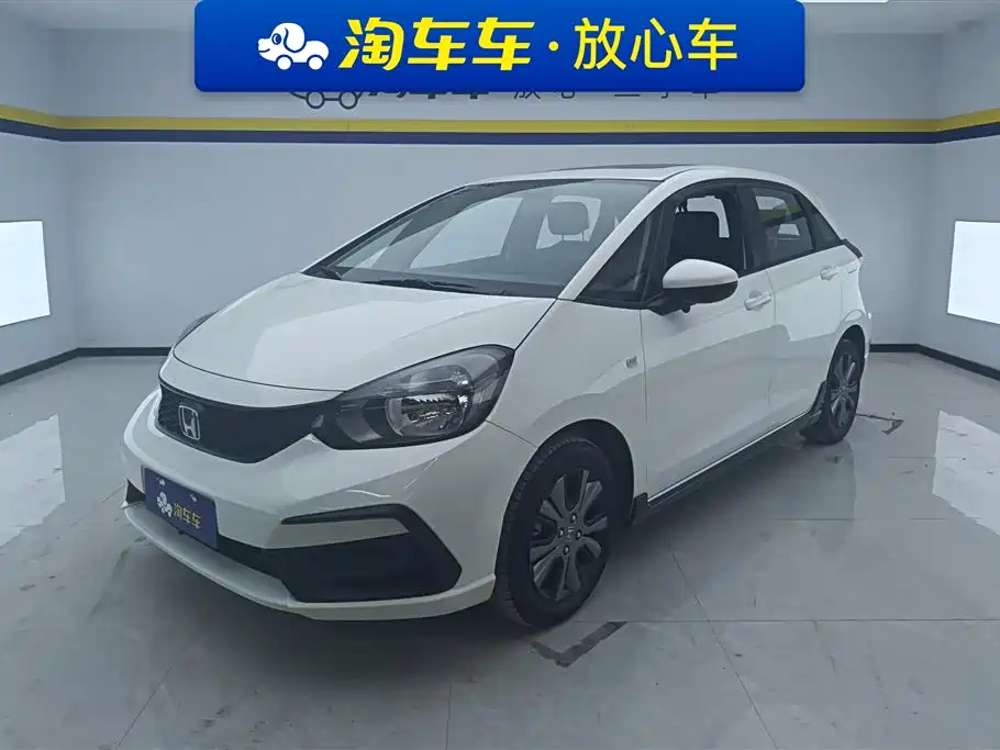 Fit 2022 1.5L CVT Trendy Sunroof Edition купить на сайте DeffCars