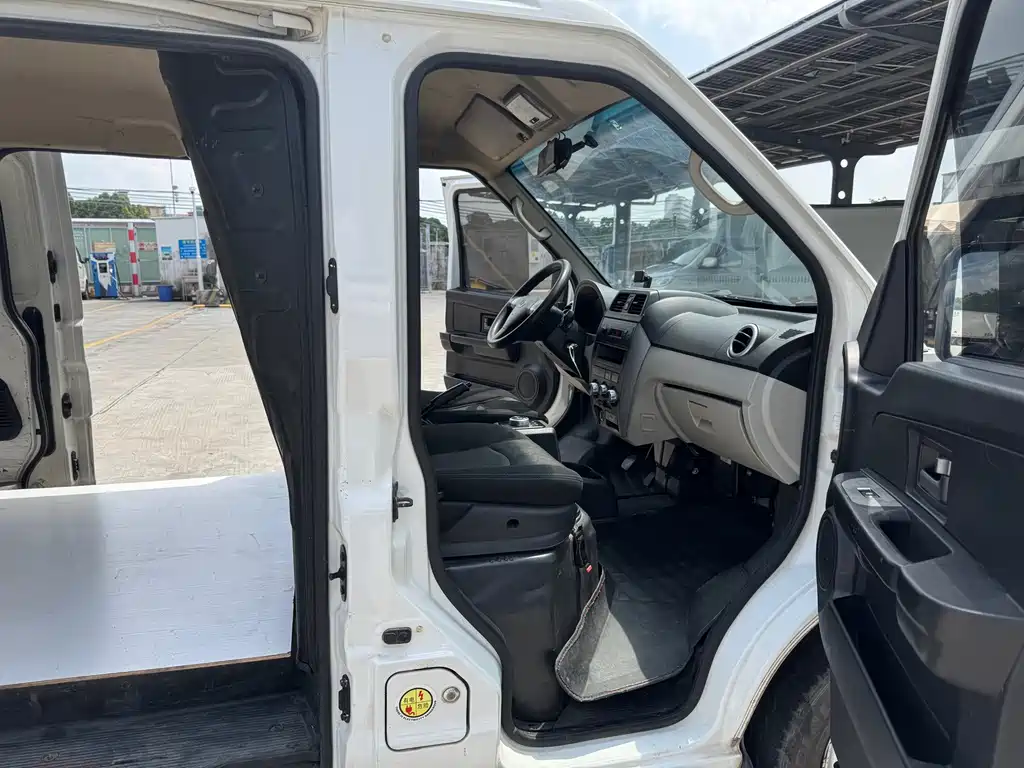 Ruichi EC35 2023 EC35V Standard 38.64 kWh купить на сайте DeffCars