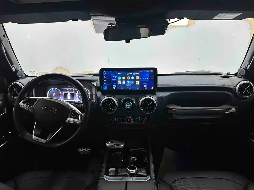 Beijing off-road BJ40 2020 2.0T automatic four-wheel drive city hunter version knight type купить на сайте DeffCars