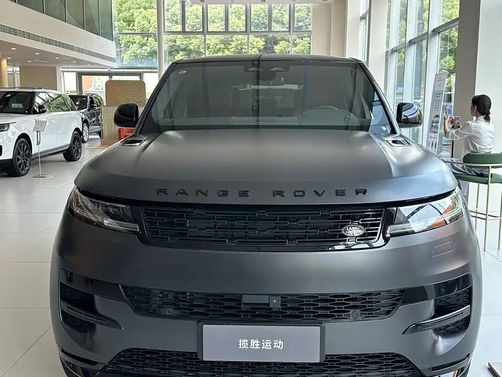 Range Rover Sport 2026款 400PS Dynamic SE купить на сайте DeffCars
