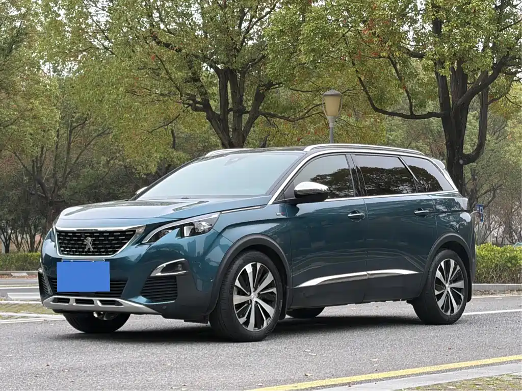 Peugeot 5008 2017 380THP 7-seater luxury GT version купить на сайте DeffCars