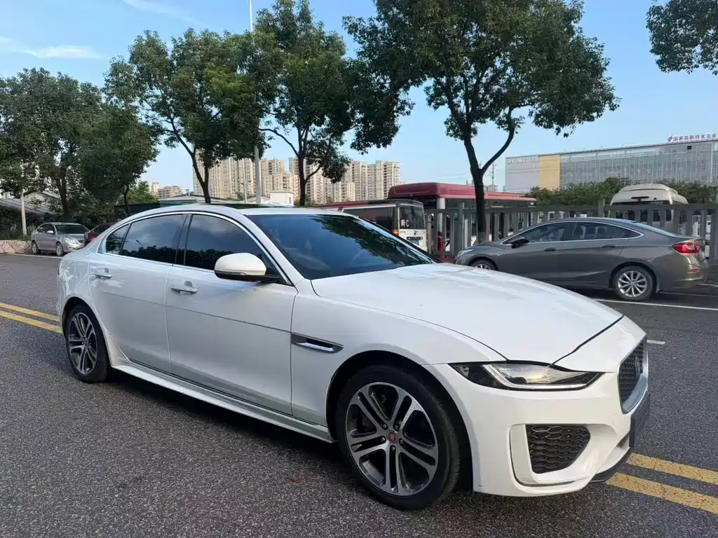 Jaguar XEL 2021 2.0T 250PS Black Sports Edition купить на сайте DeffCars