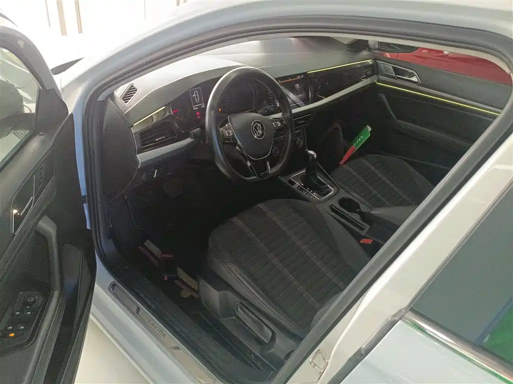 Lavida 2021 280TSI DSG Comfort Edition купить на сайте DeffCars
