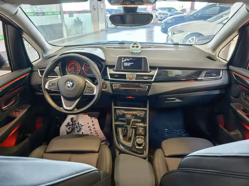 BMW 2 series station wagon imported 2015 218i sports design package купить на сайте DeffCars