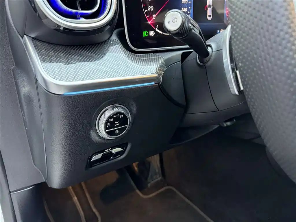 Mercedes-Benz C-Class 2024 Modification 2 C 260 L Sports Edition купить на сайте DeffCars
