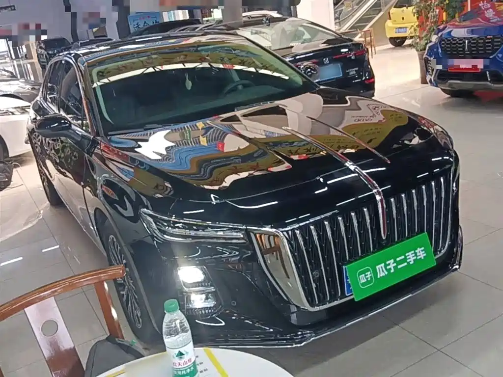 Hongqi H5 2025 2.0T automatic Qichang version купить на сайте DeffCars