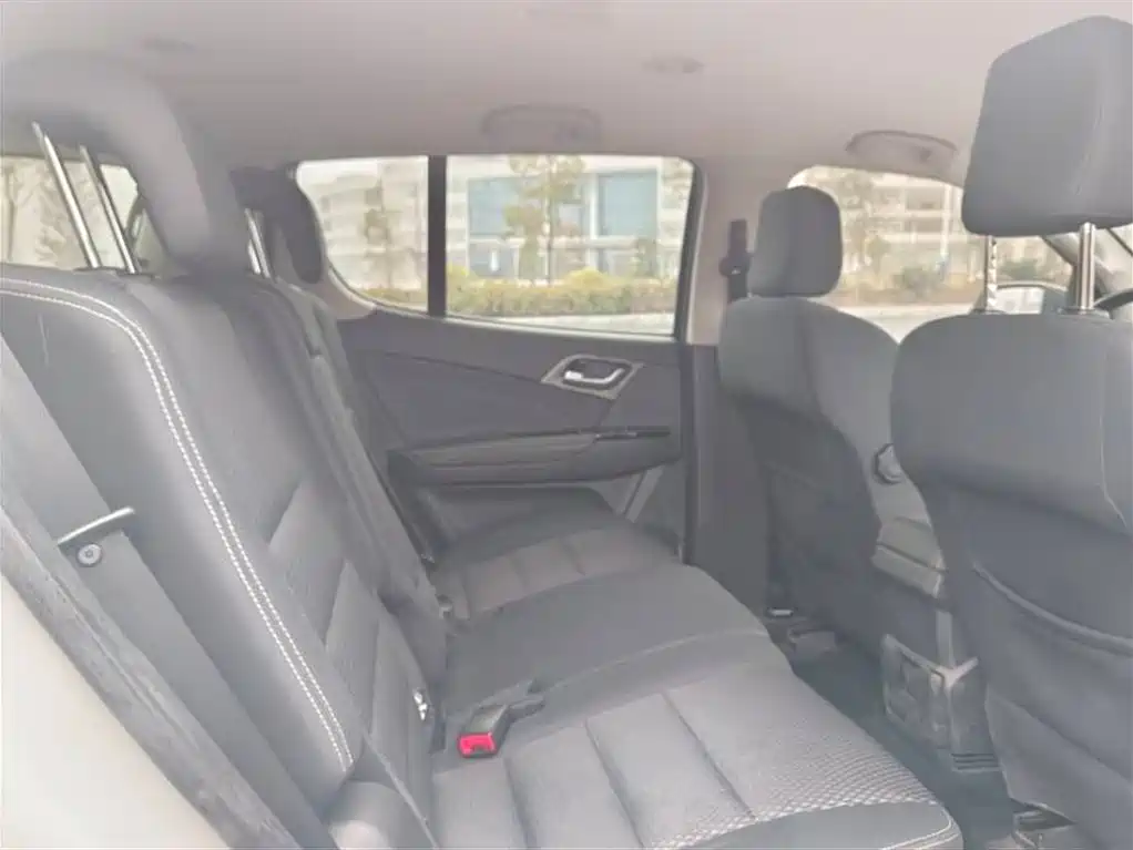 mu-X Shepherd 2018 1.9T diesel automatic two-wheel drive Jinyue version 7 seats купить на сайте DeffCars