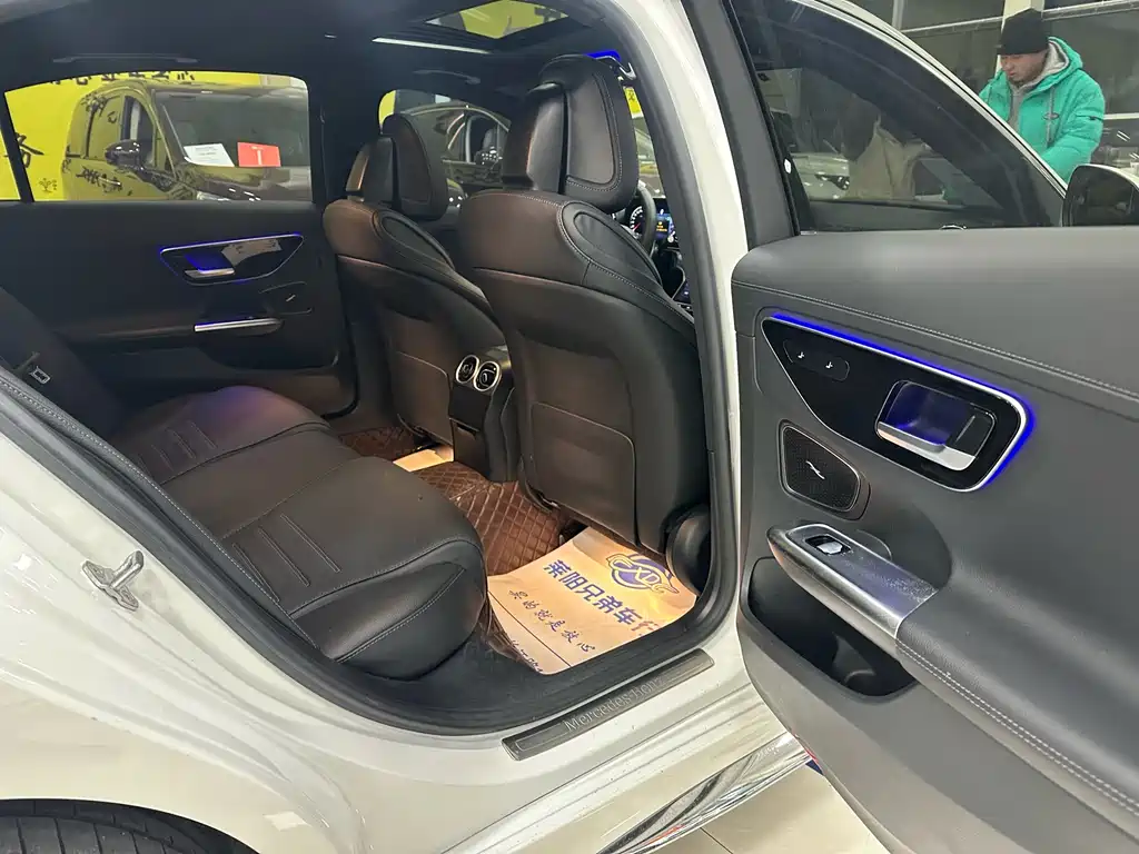 Mercedes-Benz C-Class 2023 C 200 L Sports Edition купить на сайте DeffCars