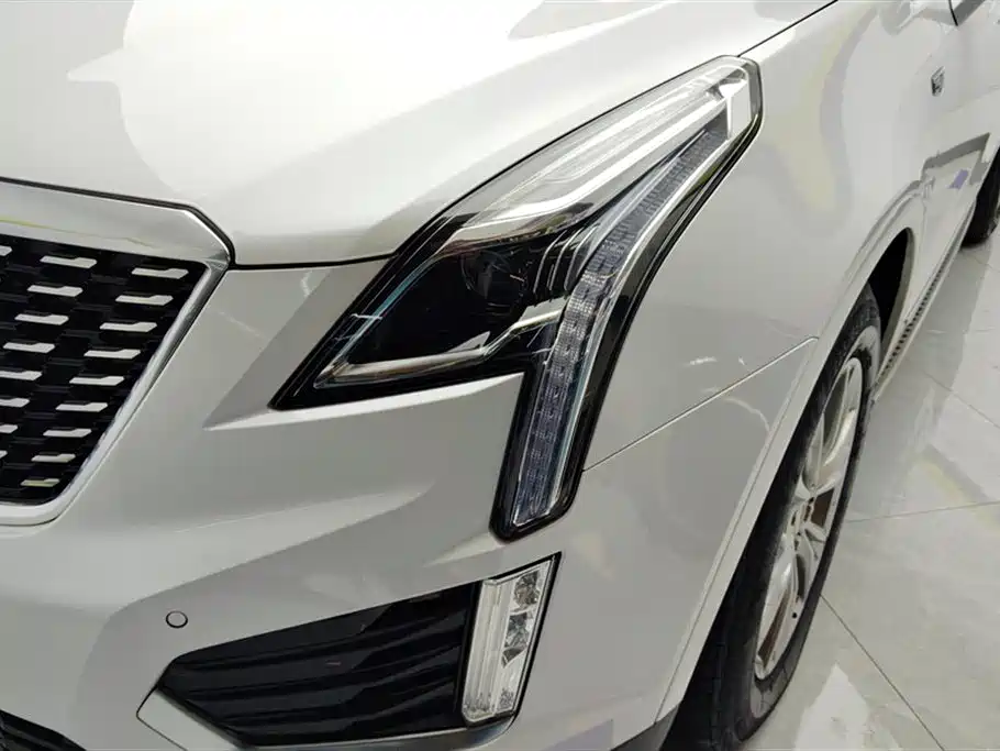 Cadillac XT5 2022 2.0T two-wheel drive luxury model купить на сайте DeffCars
