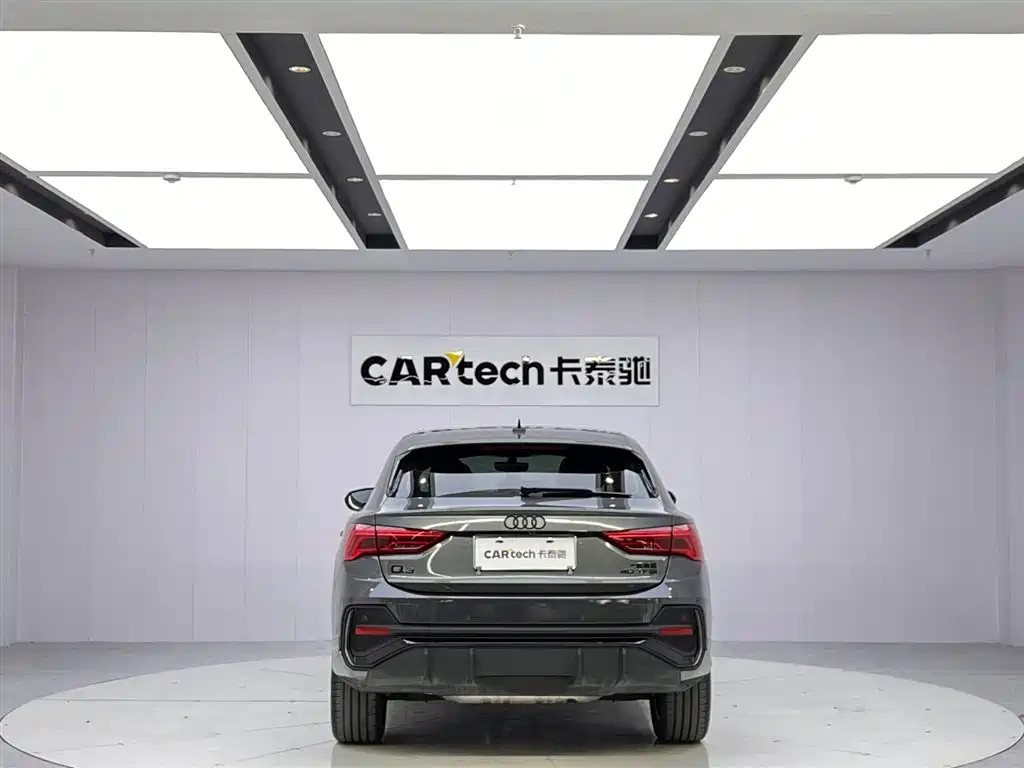 Audi Q3 Sportback 2023 40 TFSI Fashion Model купить на сайте DeffCars