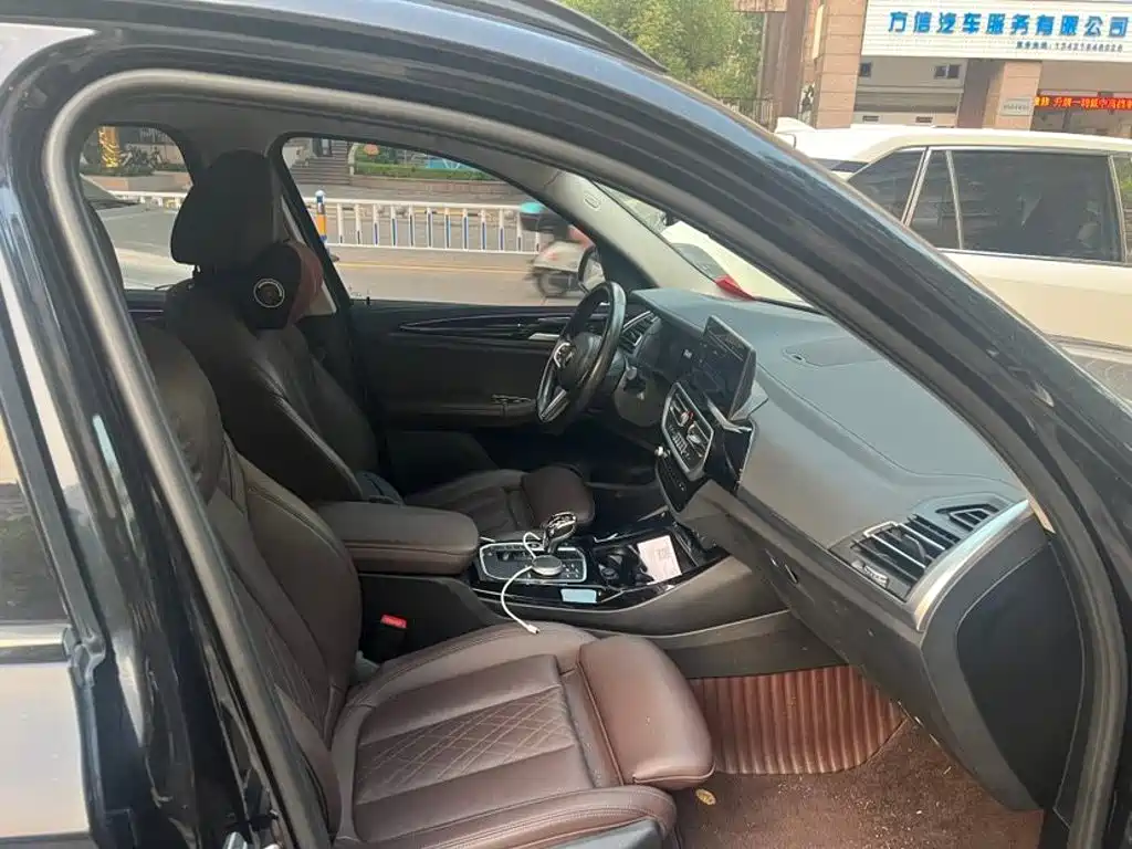 BMW iX3 2021 facelift leading model купить на сайте DeffCars