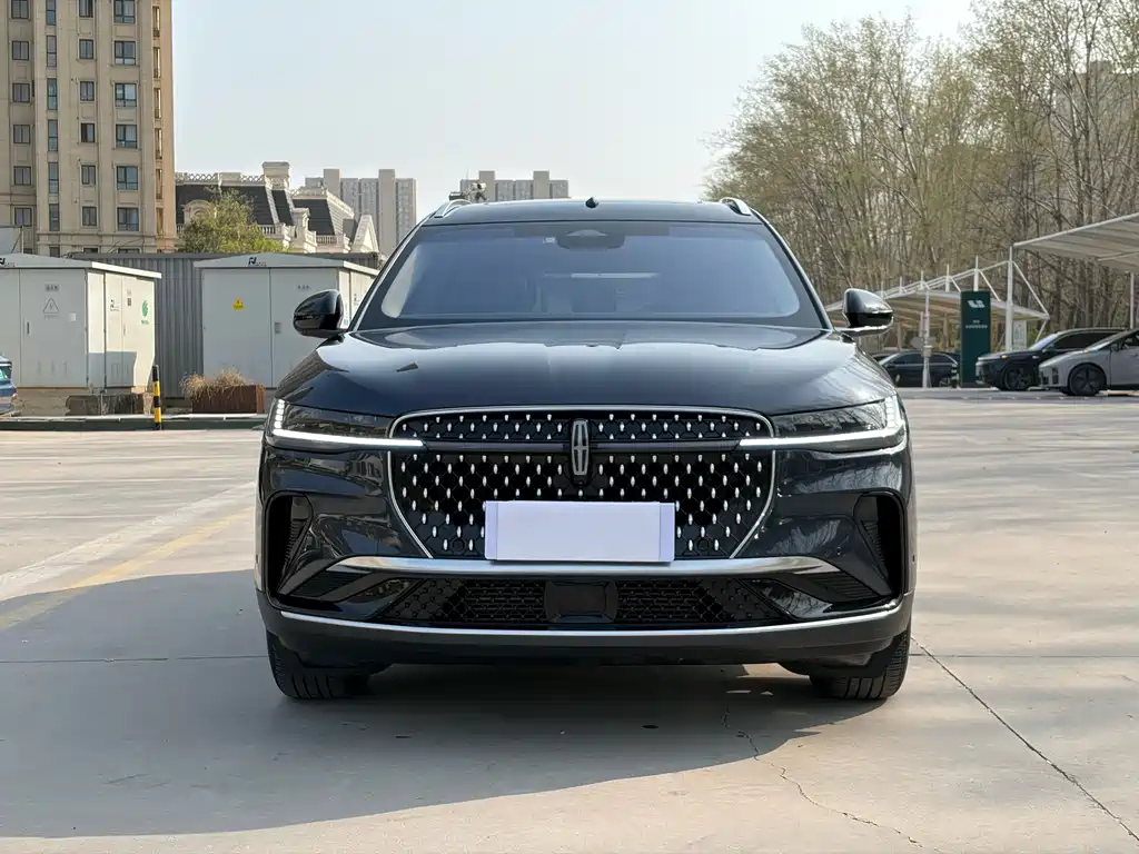 Voyager 2023 2.0T four-wheel drive premium version купить на сайте DeffCars