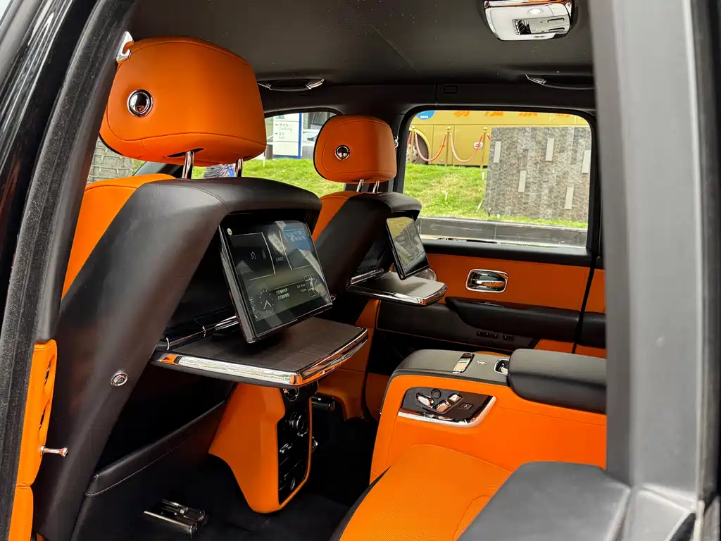 Cullinan 2024 four-seat version купить на сайте DeffCars