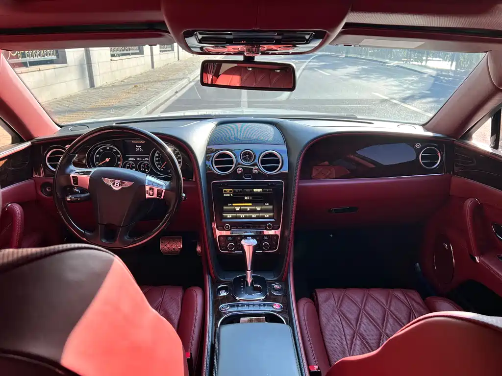 Flying Spur 2015 4.0T V8 Deluxe Edition купить на сайте DeffCars