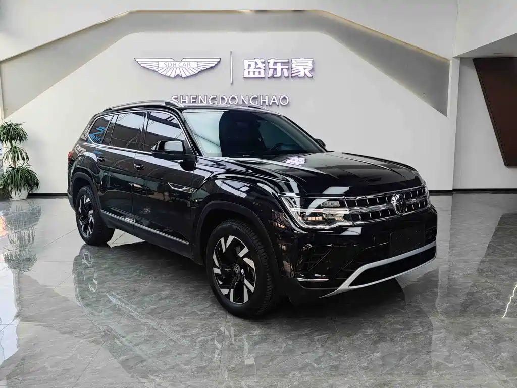 Touron 2022 380TSI four-wheel drive luxury version купить на сайте DeffCars