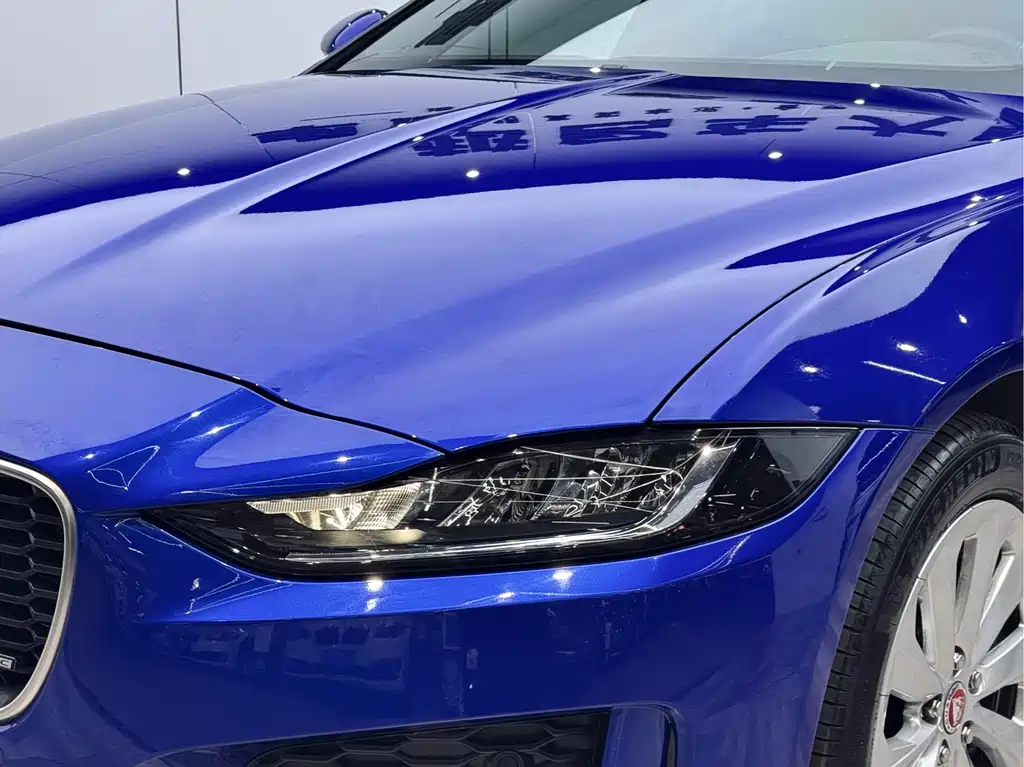 Jaguar XEL 2020 2.0T 200PS R-DYNAMIC Youth Sports Edition купить на сайте DeffCars