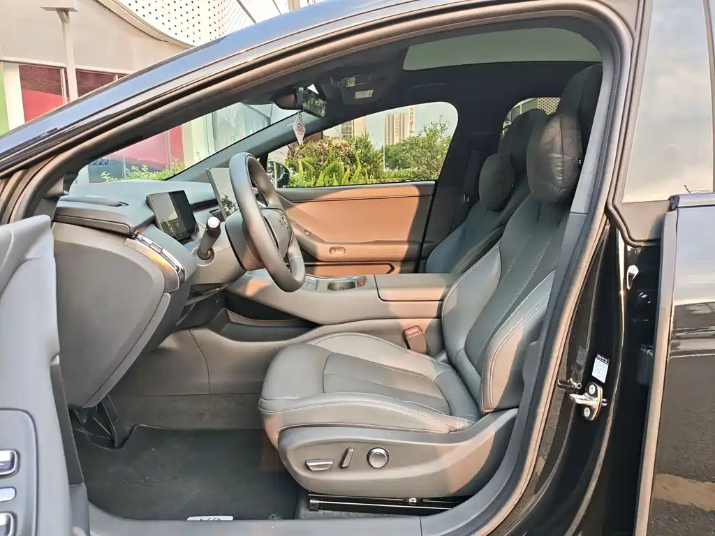 Xpeng P7+ 2024 Long Battery Life Max купить на сайте DeffCars