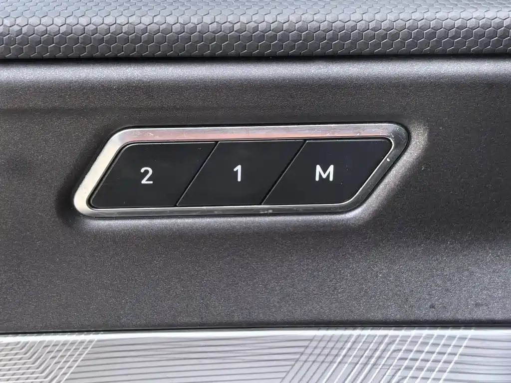 Lynk & Co 01 2021 2.0TD 2WD Pro купить на сайте DeffCars