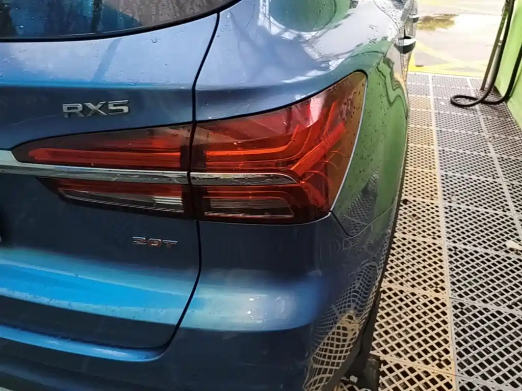 Roewe RX5 2019 20T two-wheel drive automatic 4G interconnected platinum version купить на сайте DeffCars