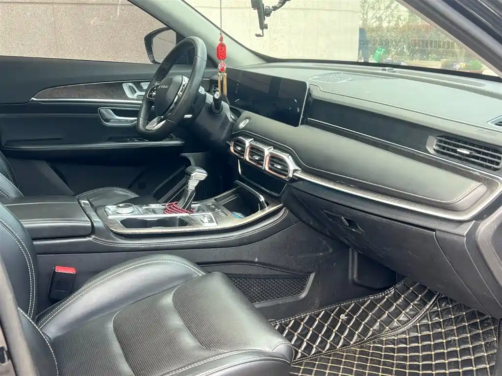 Jietu X70 PLUS 2021 model 1.6T DCT 7 seats купить на сайте DeffCars