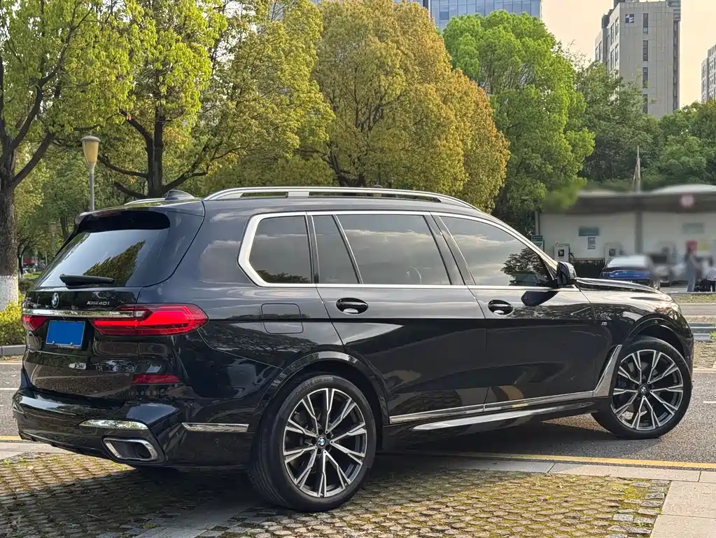 BMW X7 2021 xDrive40i Executive M Sports Package купить на сайте DeffCars