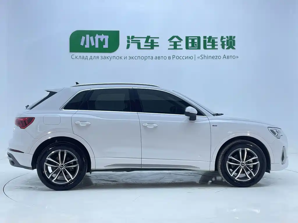 Audi Q3 2022 35 TFSI aggressive and dynamic купить на сайте DeffCars