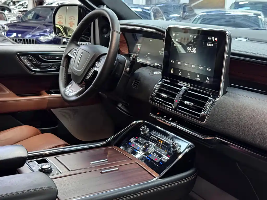 Navigator 2019 3.5T Honor Edition National VI купить на сайте DeffCars