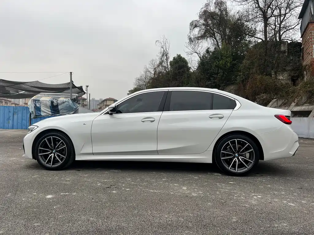 BMW 3 Series 2022 320Li M Sports Package купить на сайте DeffCars