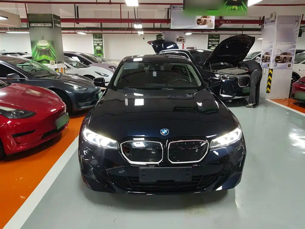 BMW i3 2022 eDrive 35 L купить на сайте DeffCars