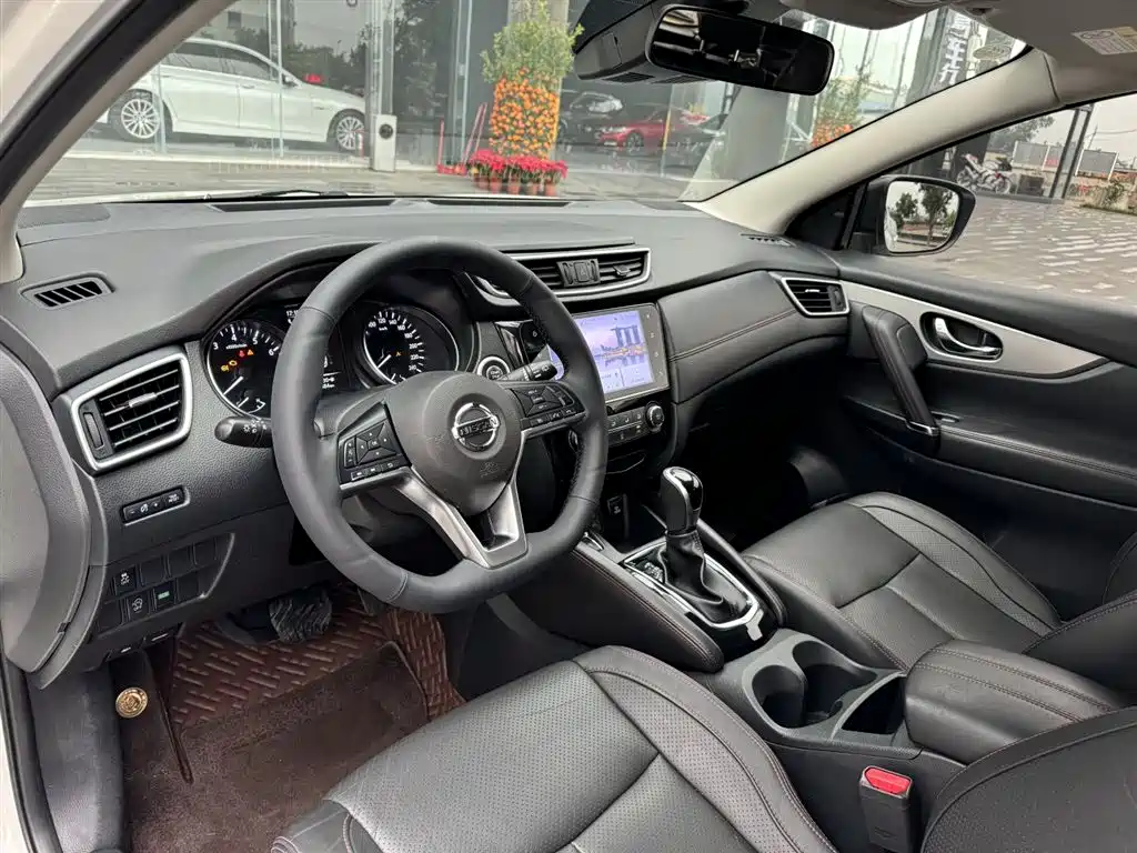 Qashqai 2021 2.0L CVT Deluxe Edition купить на сайте DeffCars