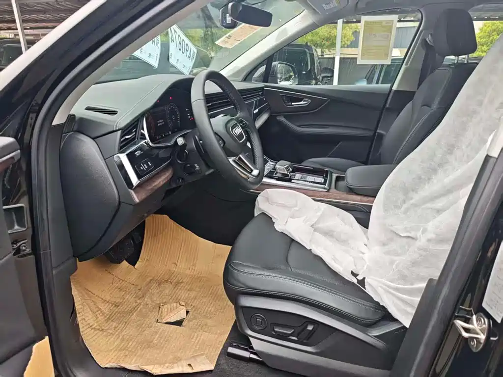 Audi Q7 2025 55 TFSI quattro S line sports купить на сайте DeffCars