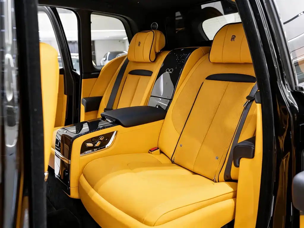 Cullinan 2024 Black Badge купить на сайте DeffCars
